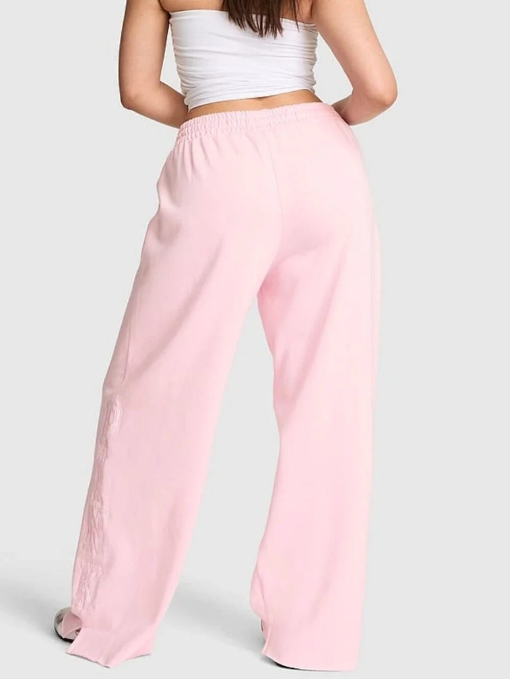 🩷VS PINK🩷SWEATPANT W/PINK PLAID PATCH DETAIL ON BOTTOM SIDE OF LEG..... - Picture 2 of 6